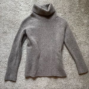 Aritzia turtleneck sweater